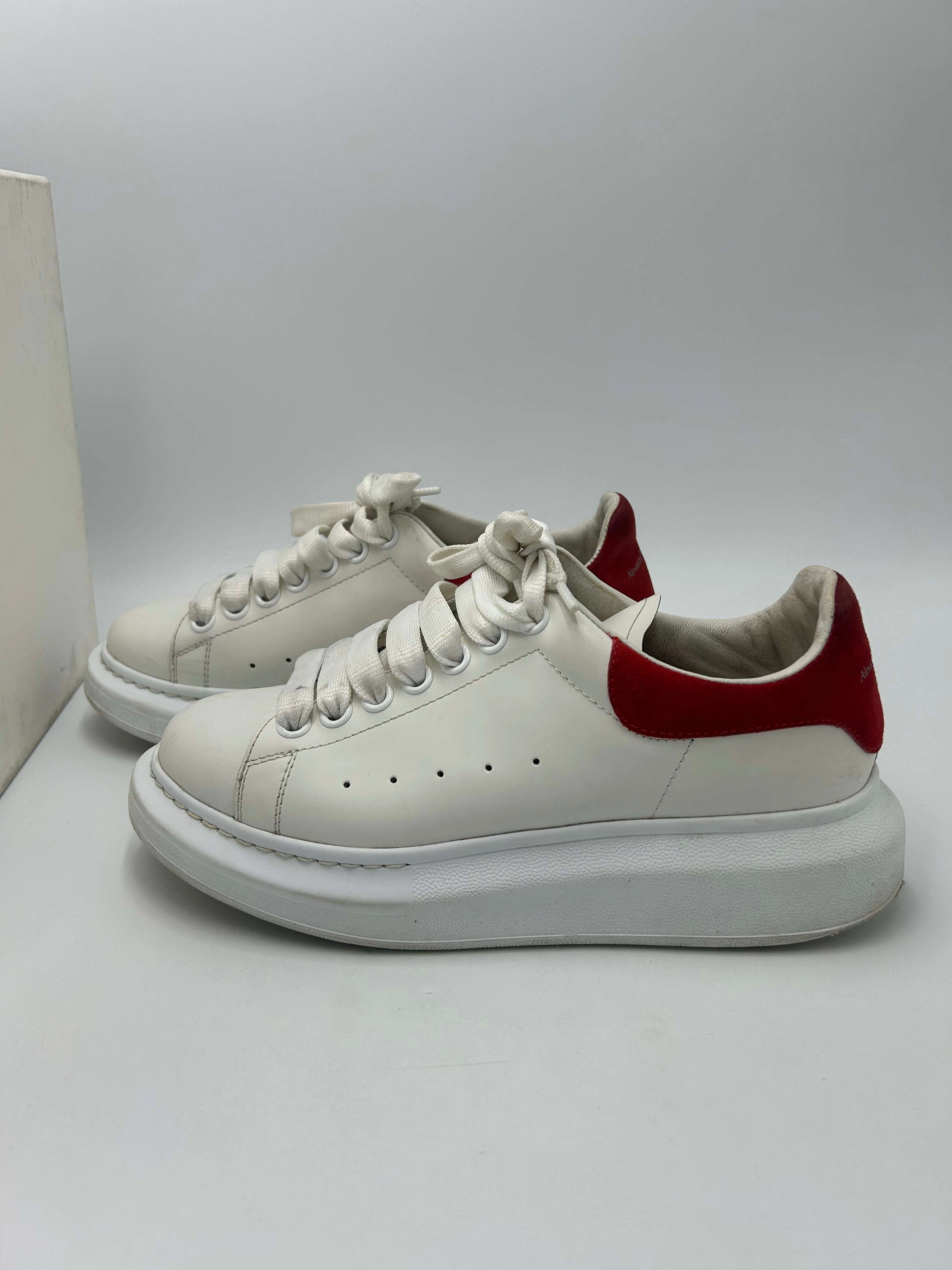 Alexander McQueen Oversized Trainers Luxury Designer Shoes Size: 7.5