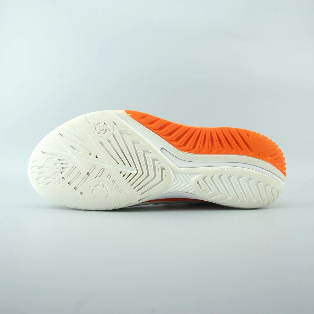 ASICS GEL RESOLUTION 9