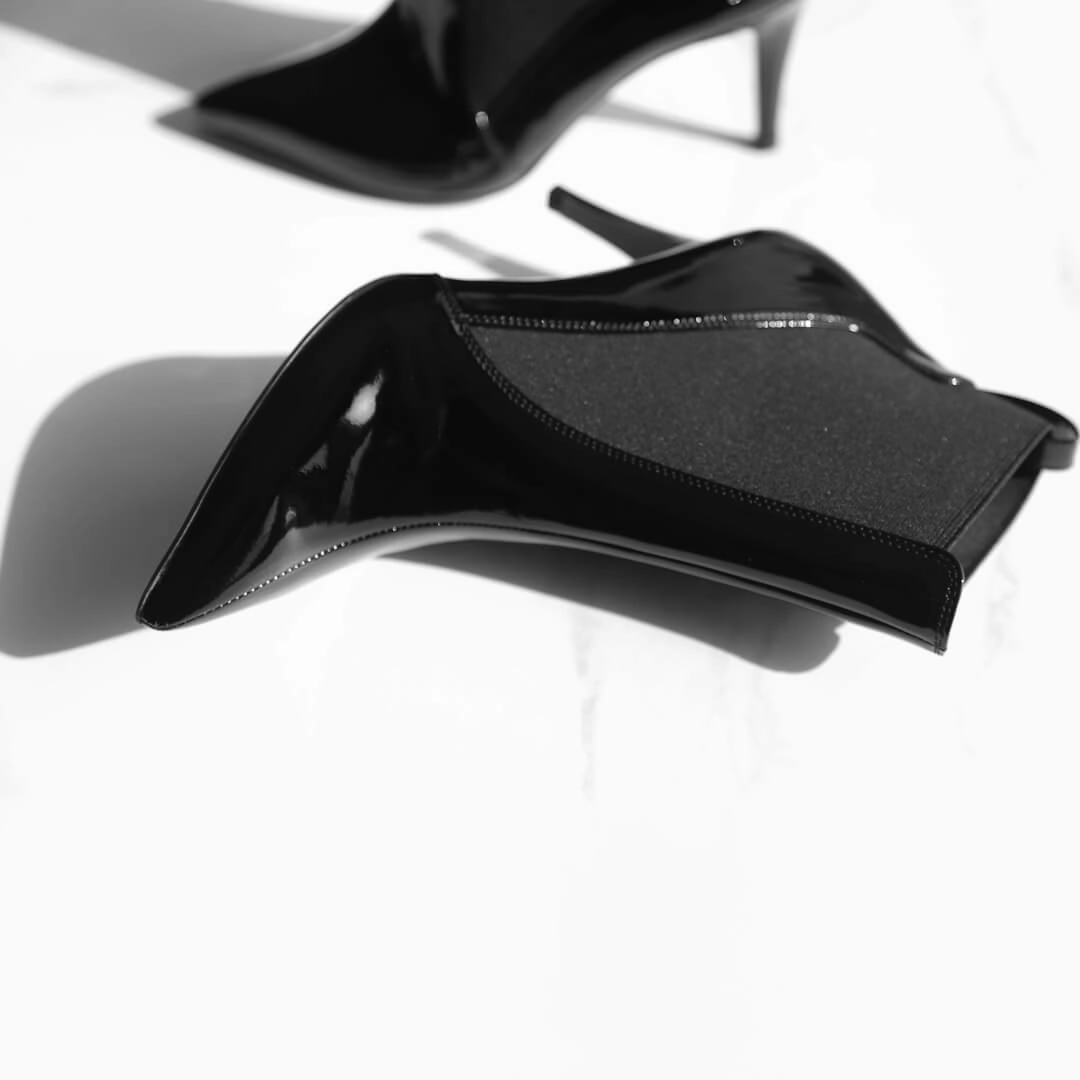 BISOUS - black patent