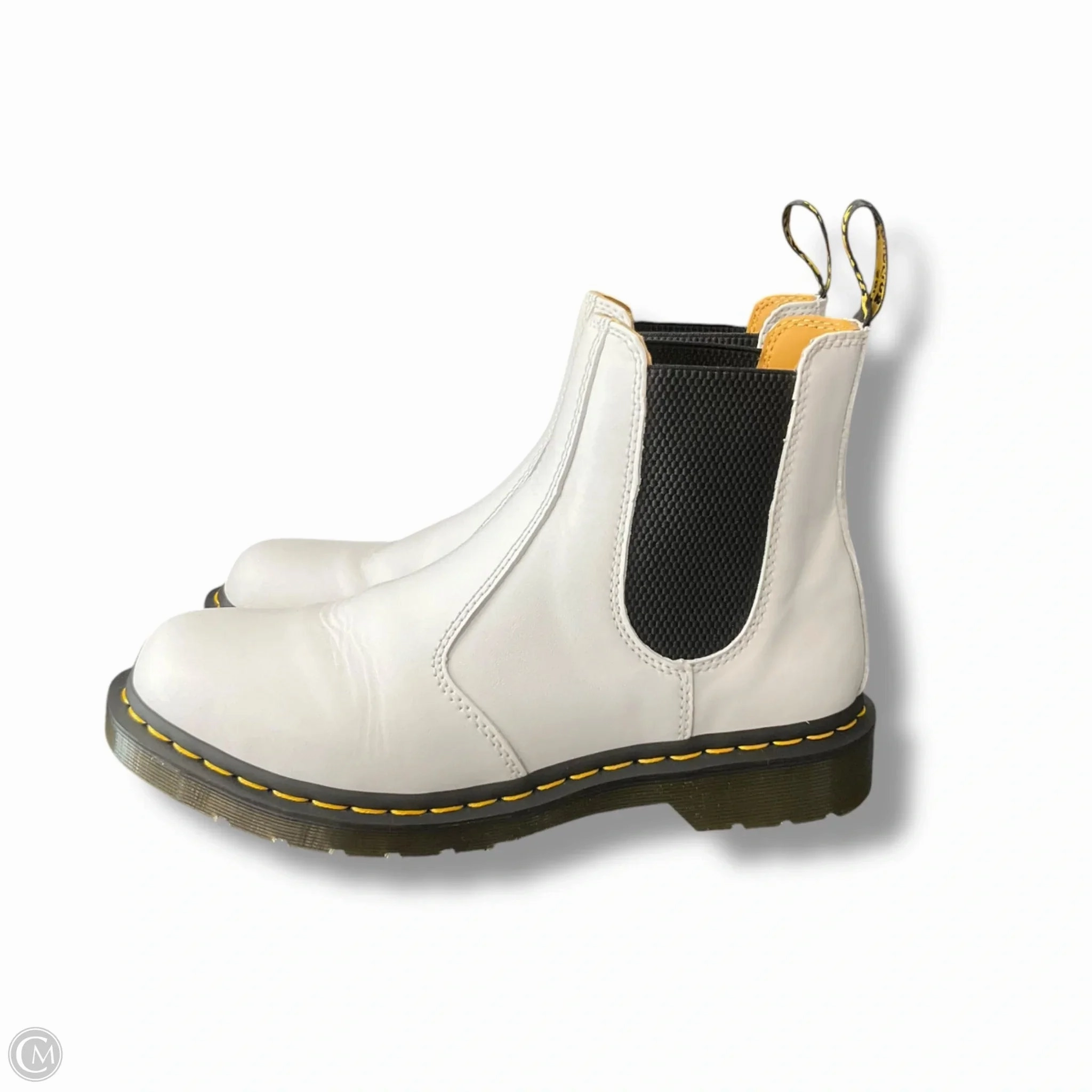 Boots Ankle Flats By Dr Martens In White, Size: 10
