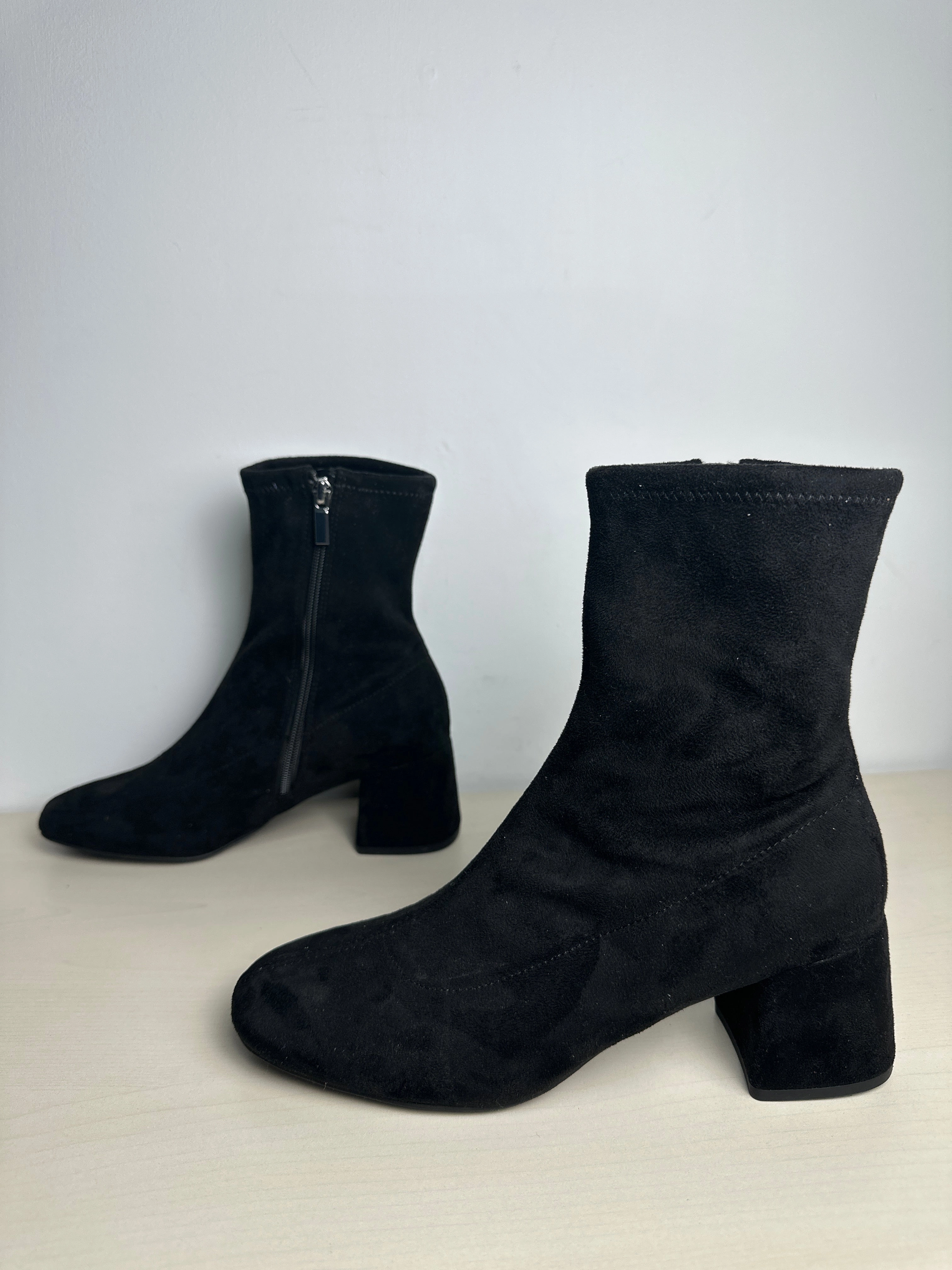 Boots Ankle Heels By A New Day In Black, Size: 8