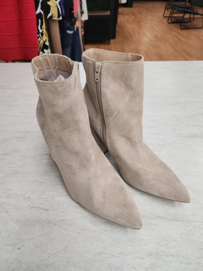 Boots Ankle Heels By A New Day In Tan, Size: 9.5