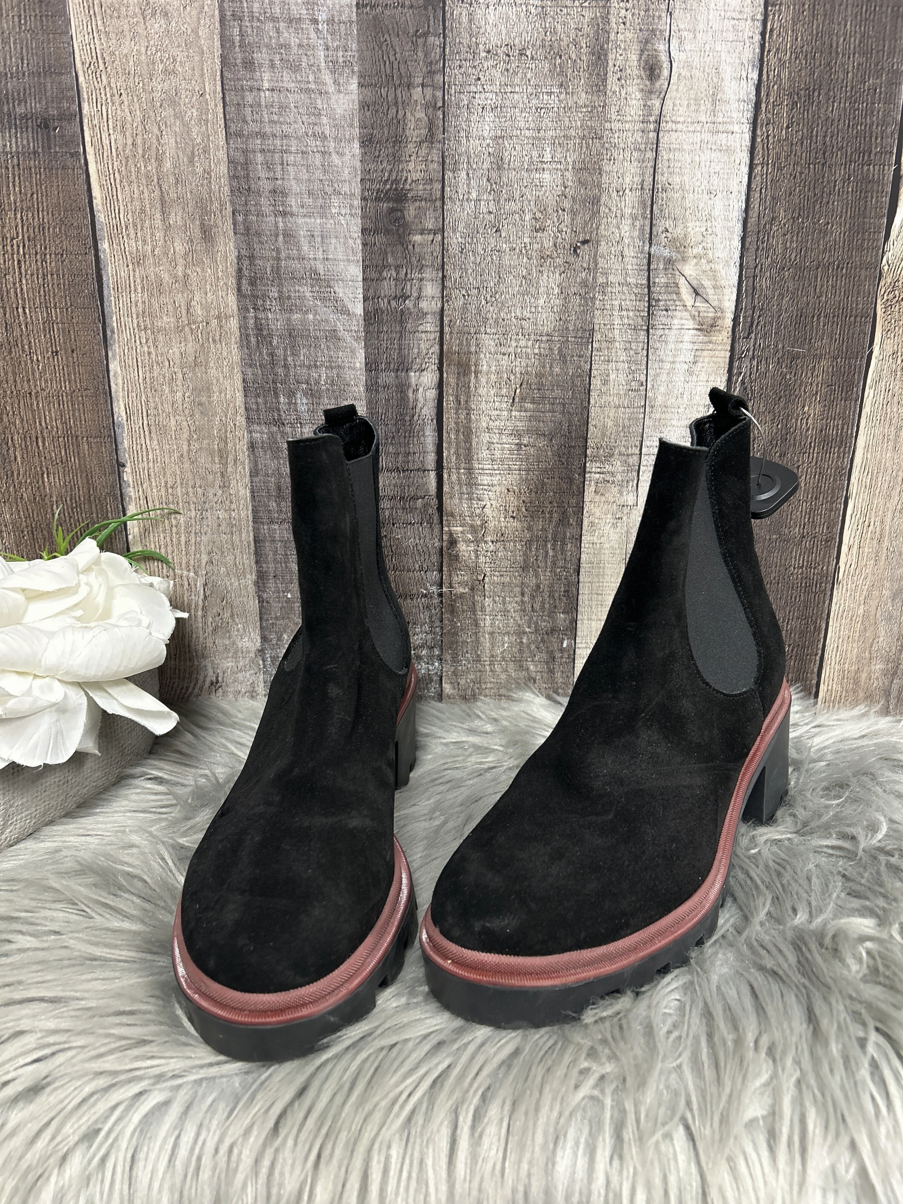 Boots Ankle Heels By Cme  Size: 9