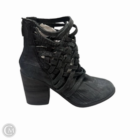 Boots Ankle Heels By Free People In Black, Size: 10