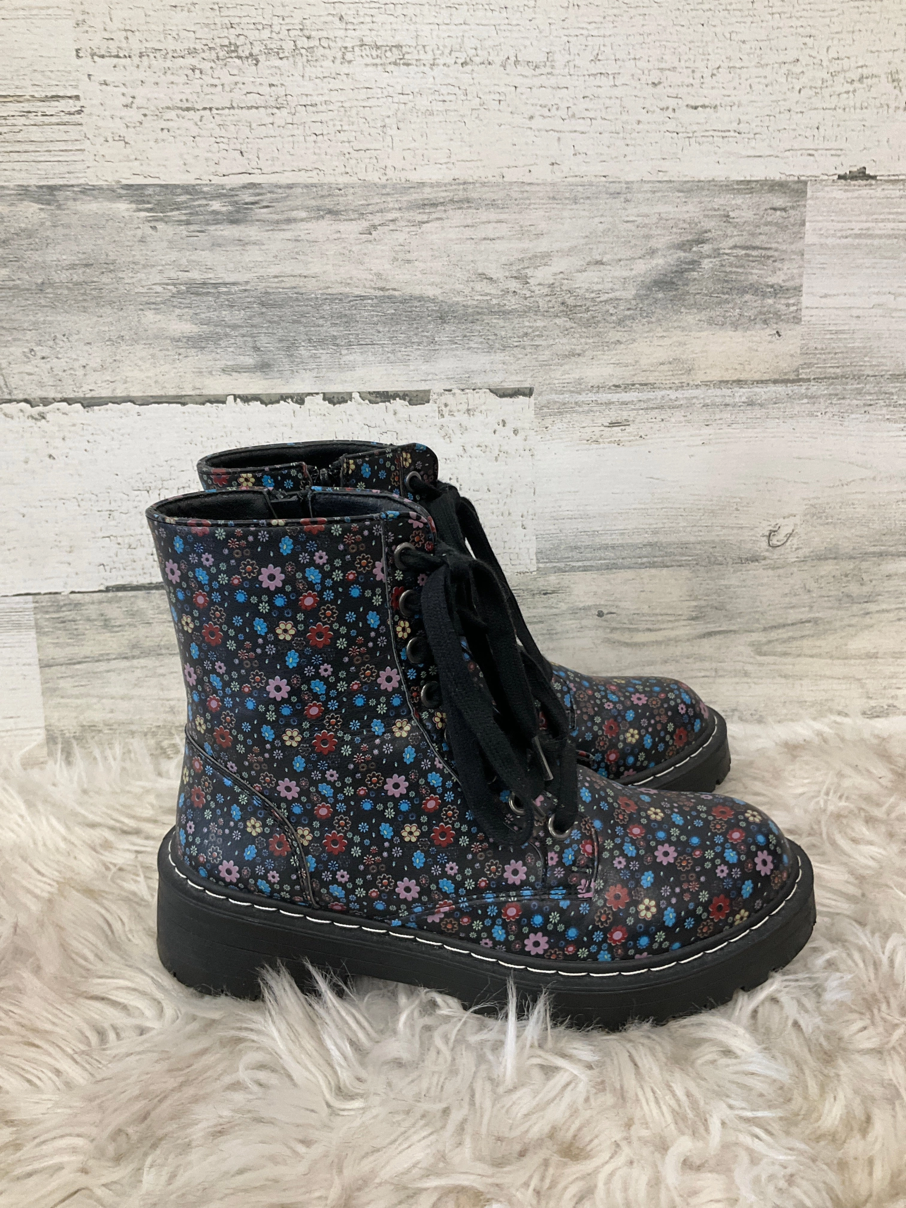 Boots Ankle Heels By Sugar In Multi-colored, Size: 6.5