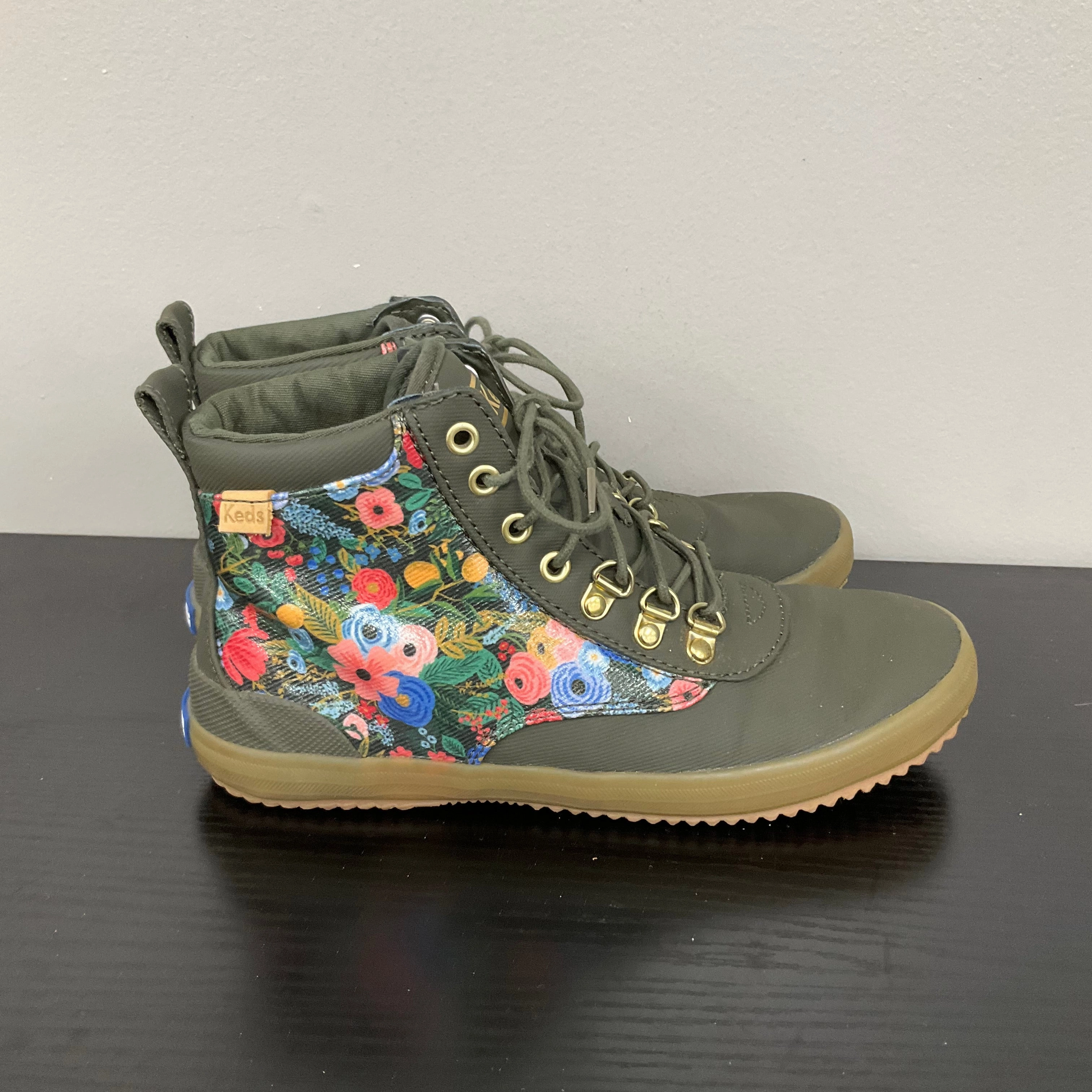 BOOTS HIKING by KEDS In FLORAL PATTERN, Size: 6.5