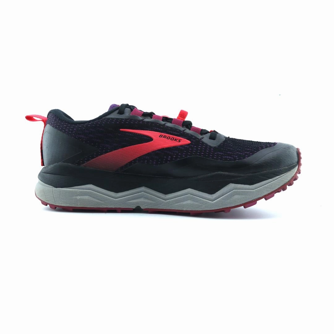 BROOKS CALDERA 5