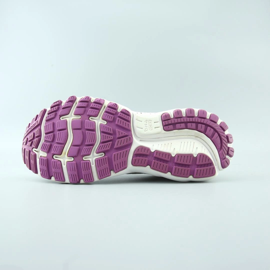 BROOKS GHOST 12