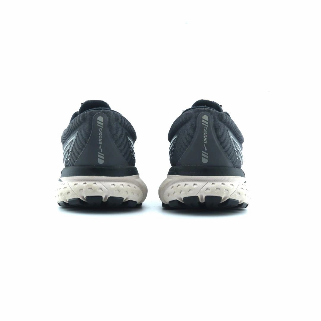 BROOKS GHOST 13