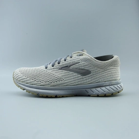 BROOKS REVEL 3