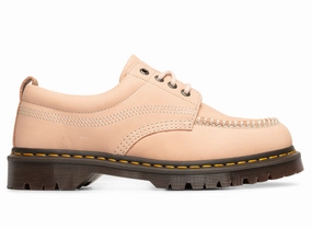 Dr. Martens Lowell Boots in Powder Pink xld