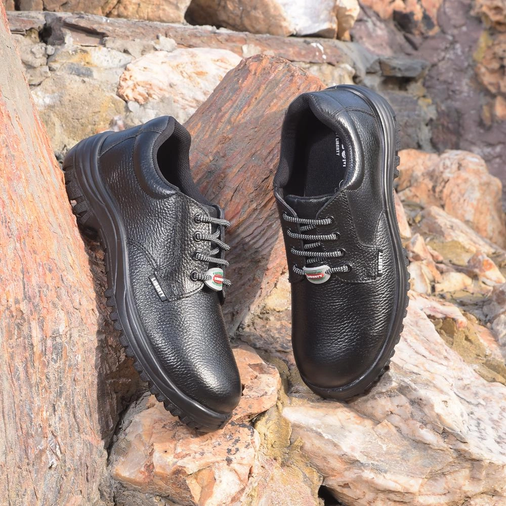 Freedom By Liberty Mens SURKSHA1SK Black Safety Lacing Shoes