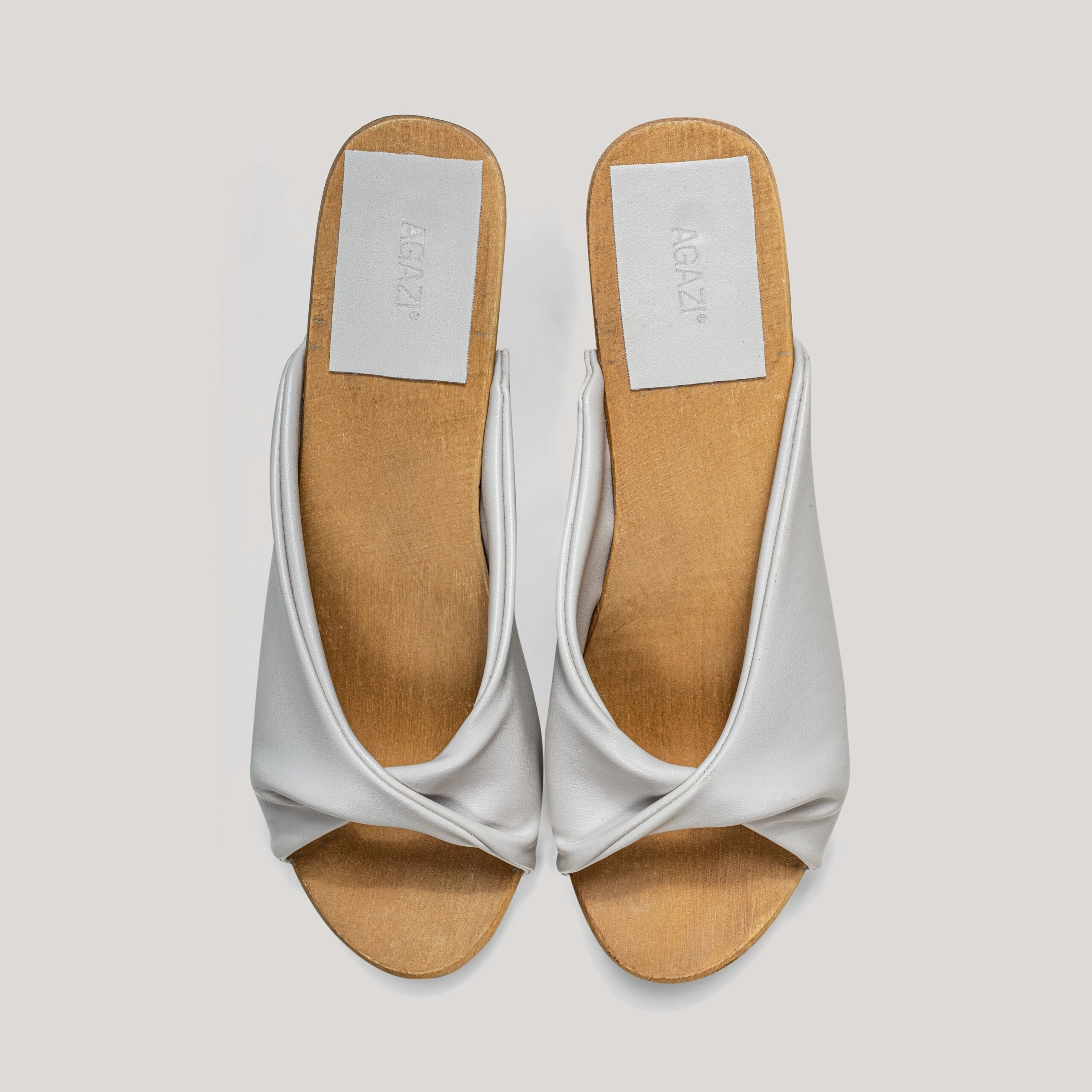 Grape Leather Vegan Clogs | Cream