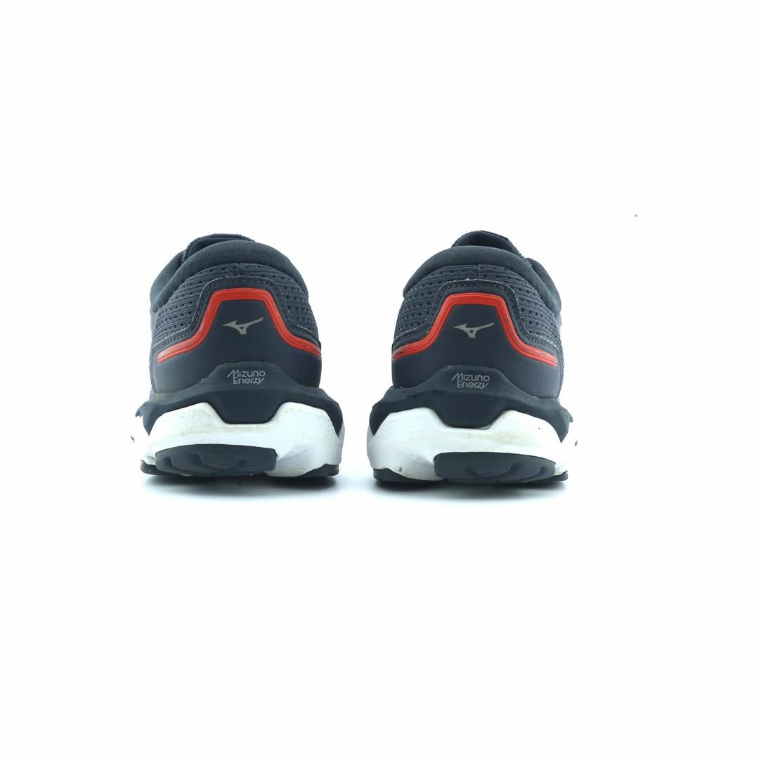 MIZUNO WAVE HORIZON 5