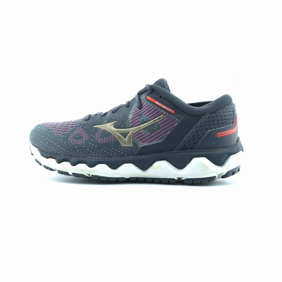 MIZUNO WAVE HORIZON 5