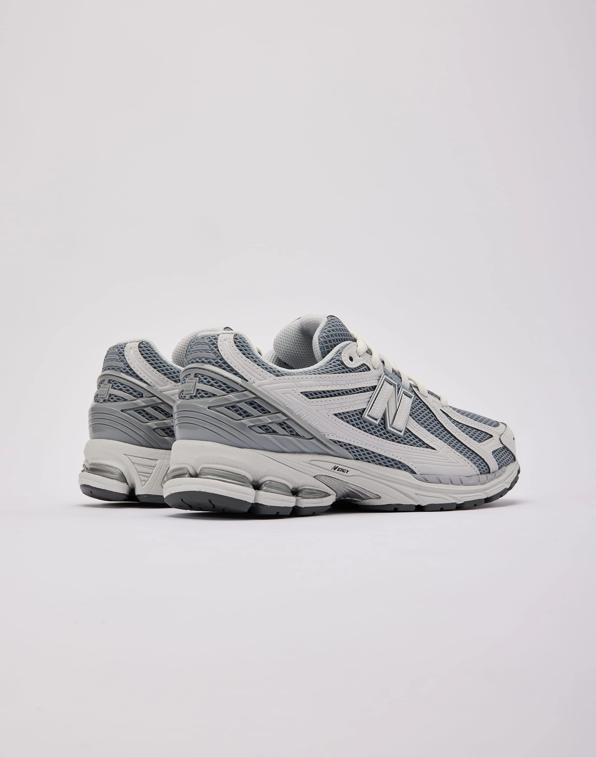 New Balance 1906R