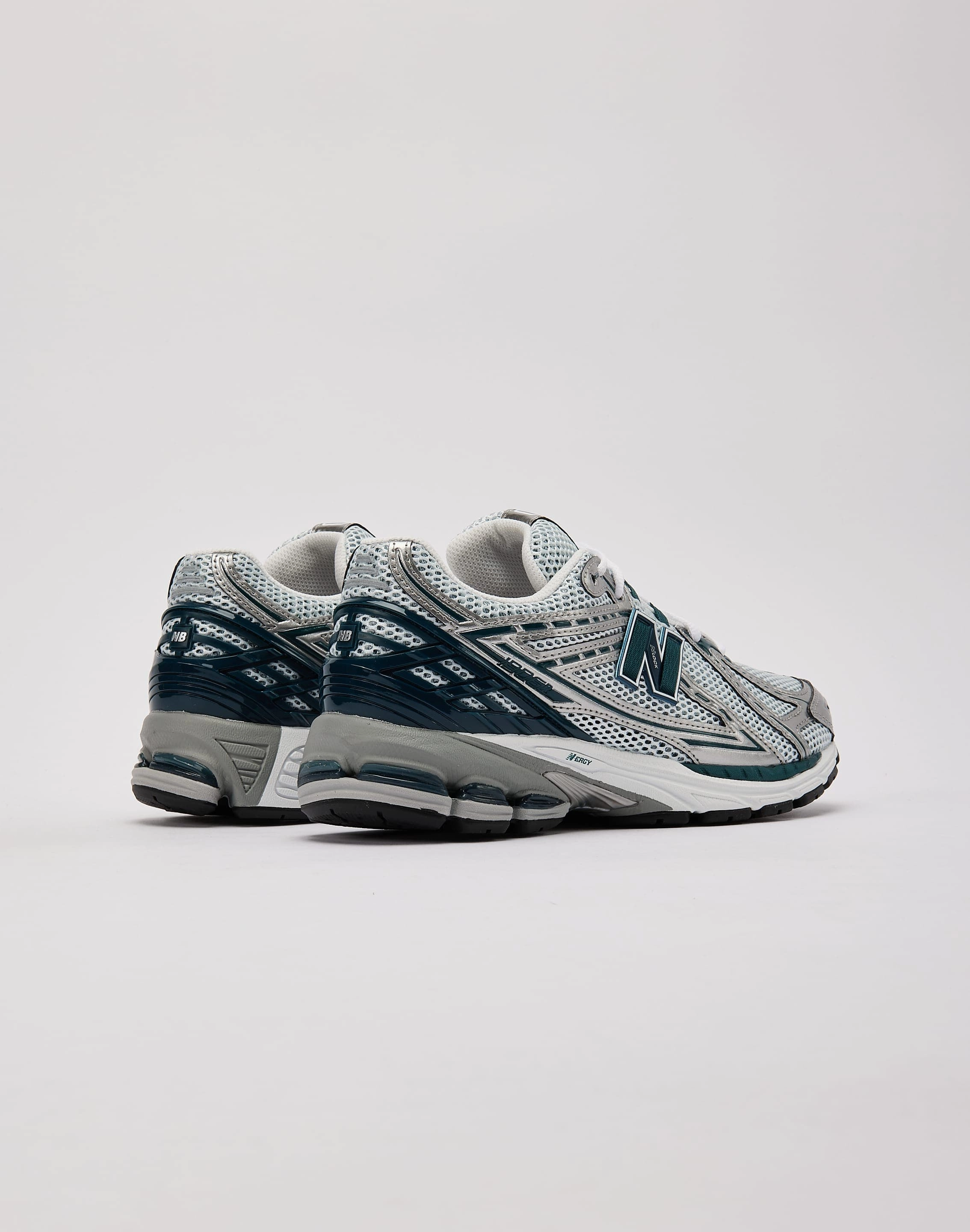 New Balance 1906R