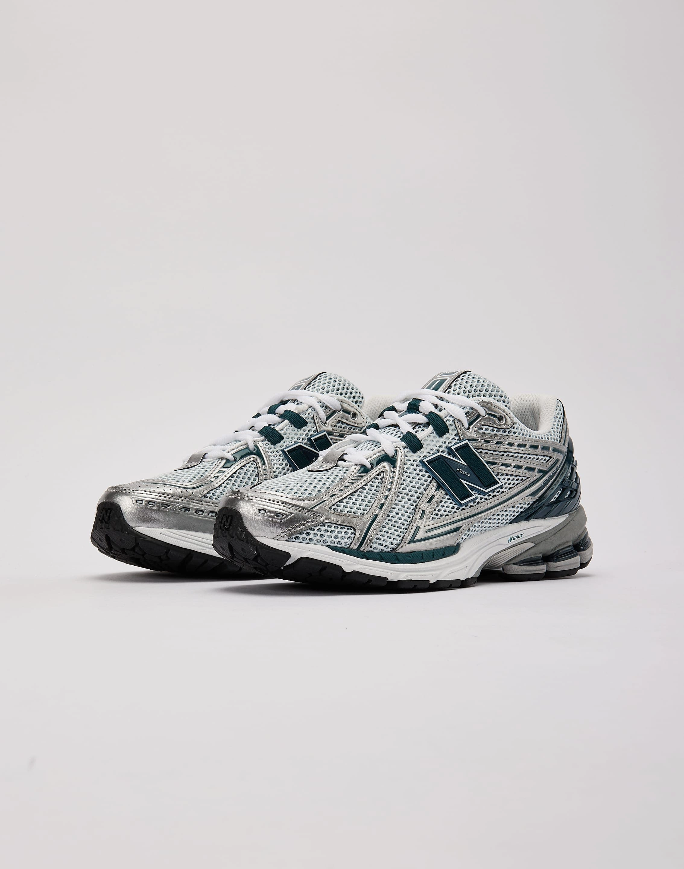 New Balance 1906R