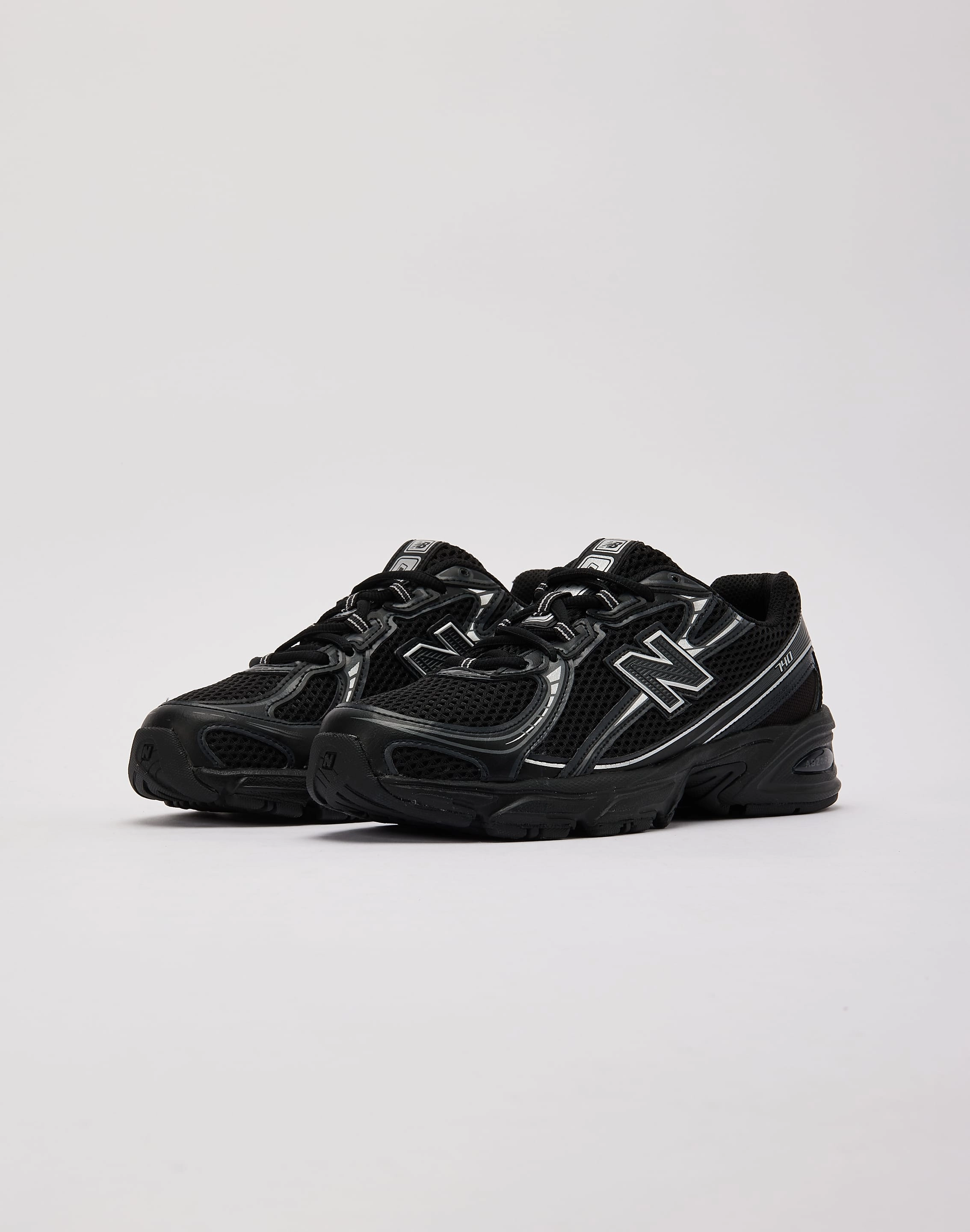 New Balance 740 Grade-School