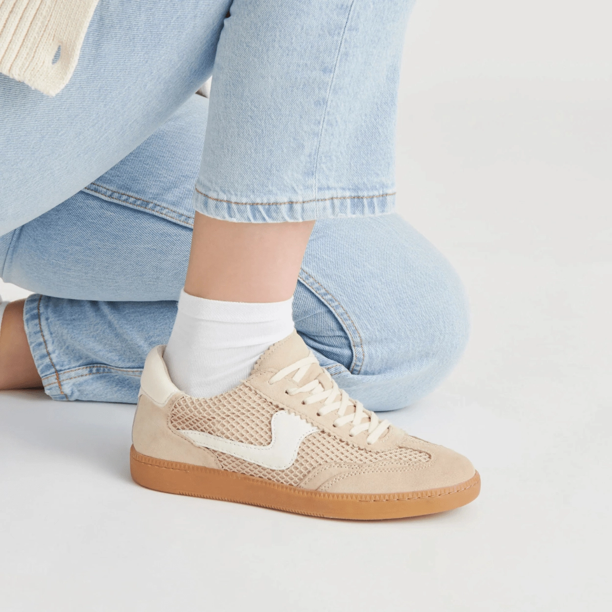 Notice Mesh Sneaker