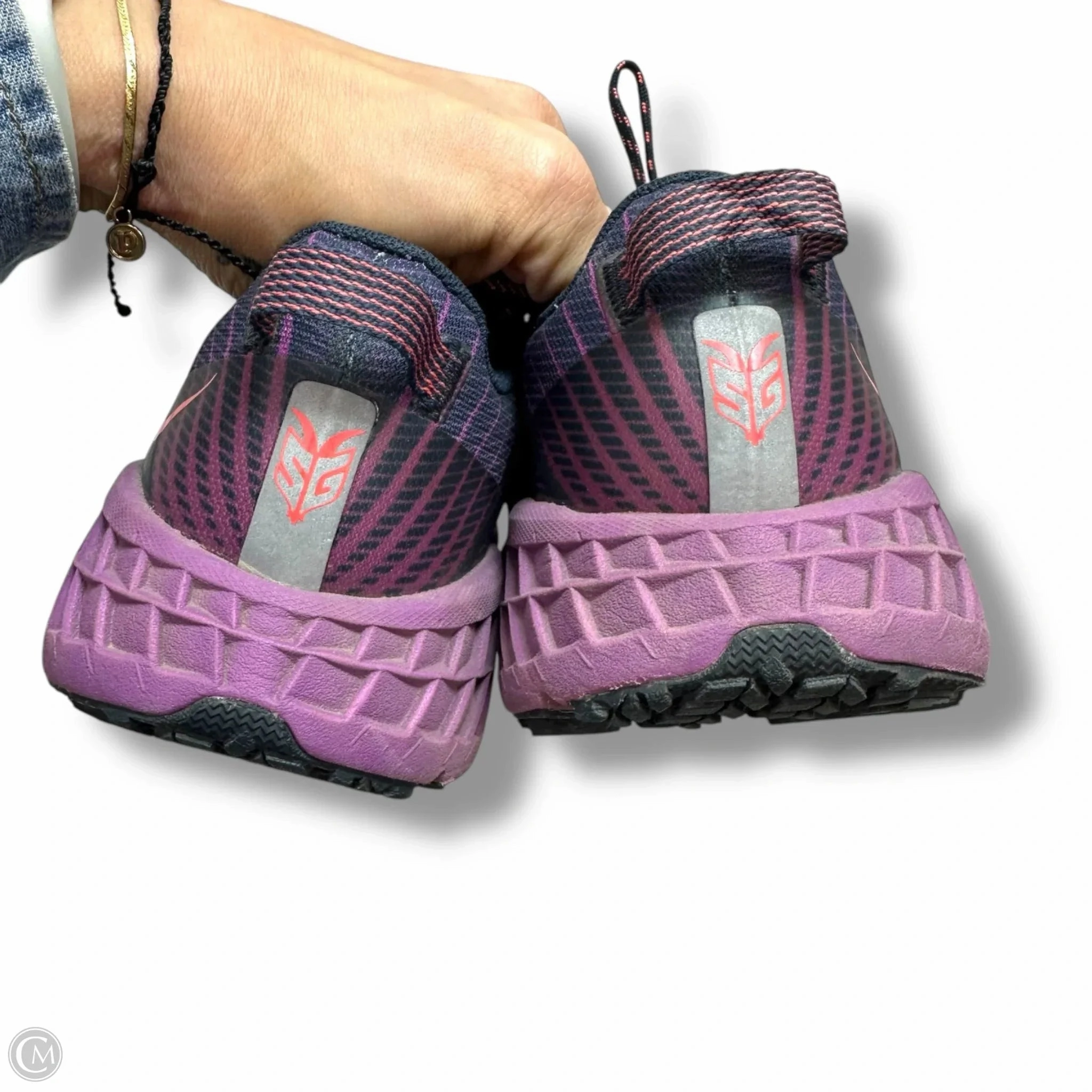 One One Speedgoat 4 Trail Shoe 
Sneakers By Hoka In Navy, Size: 11