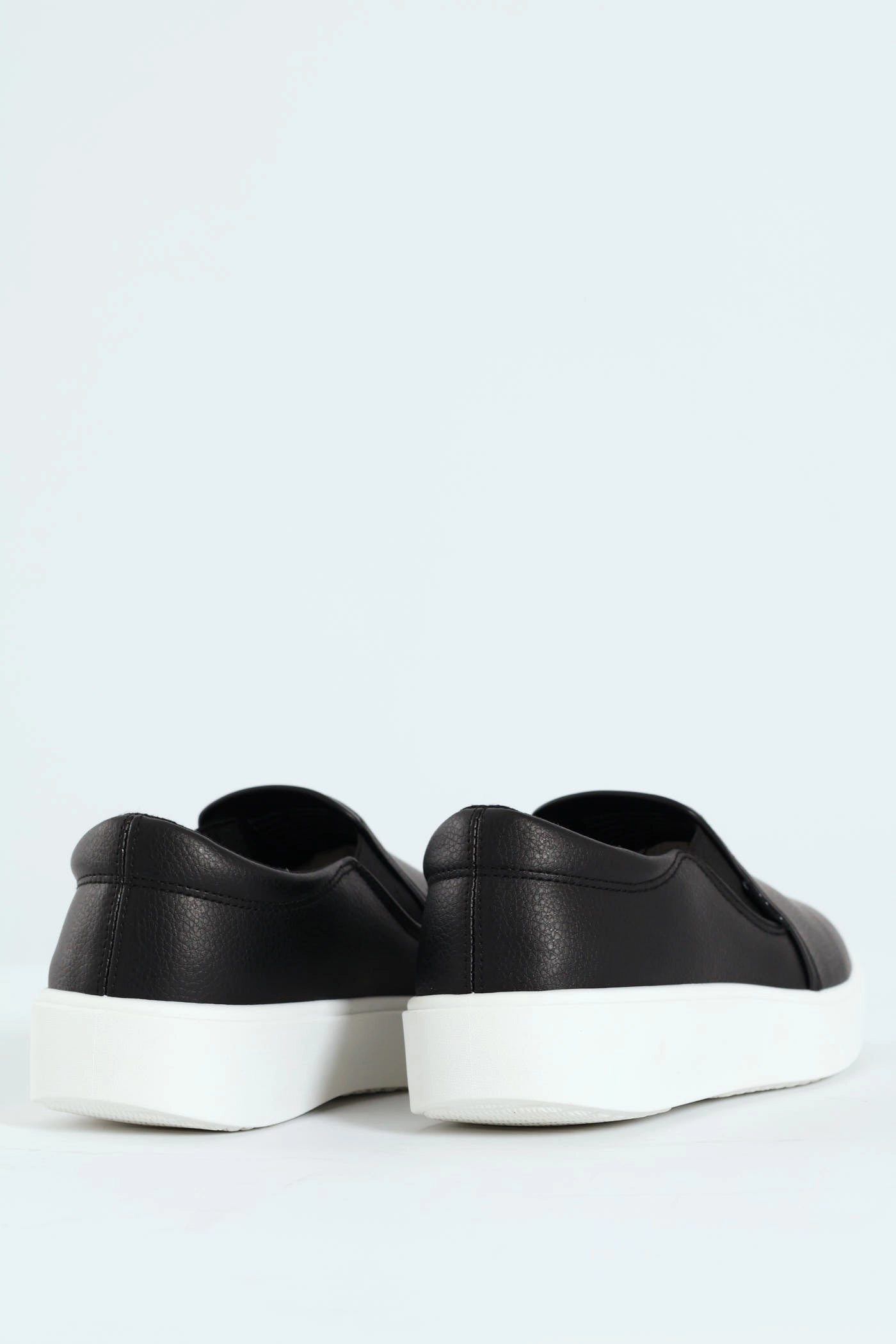 Parker Side Gusset Slip On - Black
