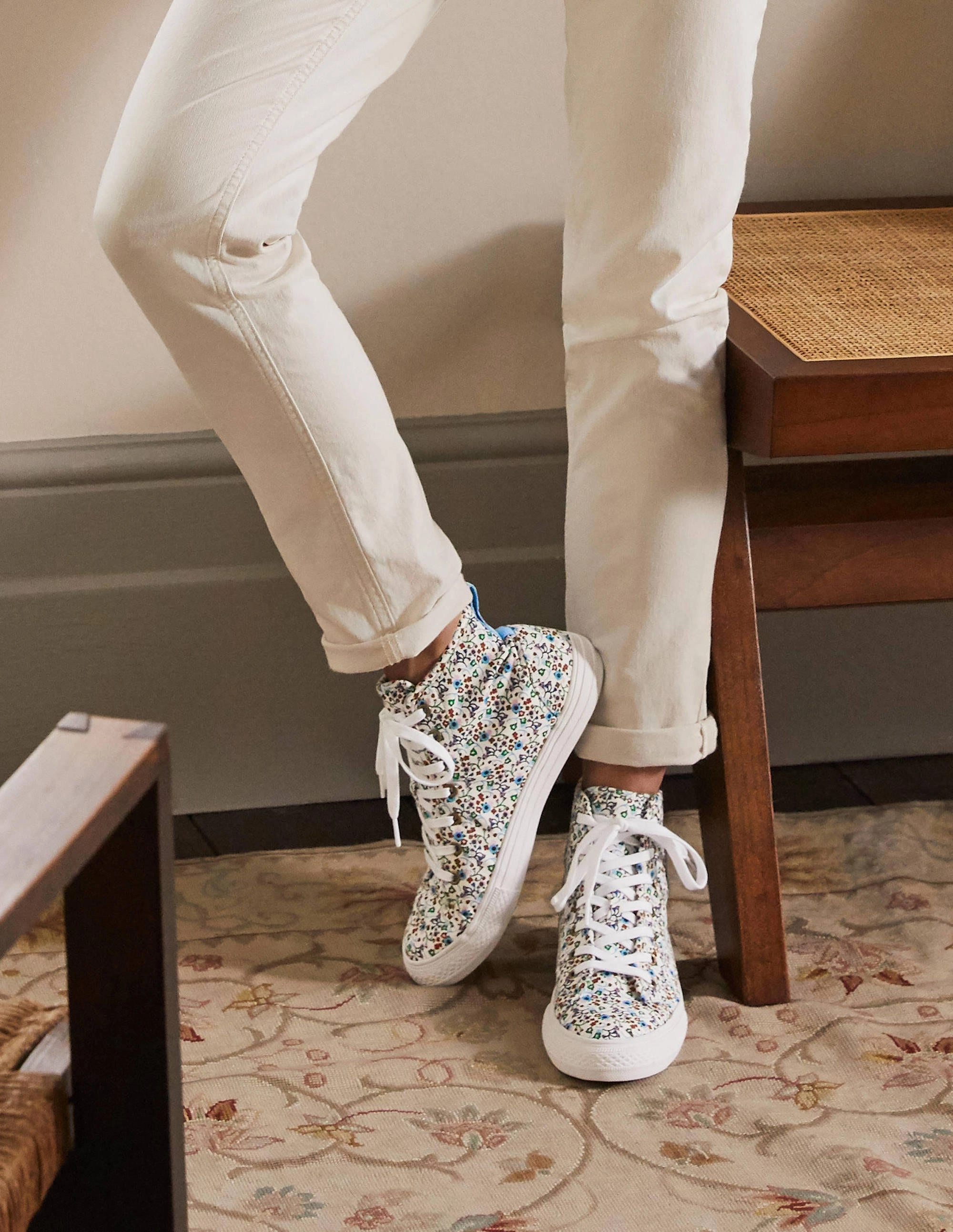 Philippa Sneakers-Ivory, Floral Print