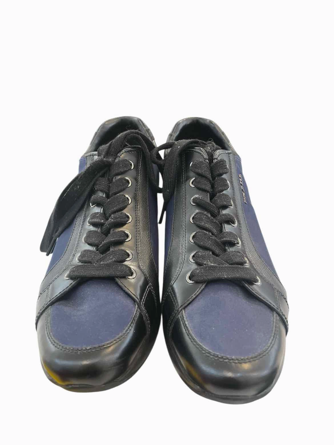 Prada black and navy Size 40 Shoes