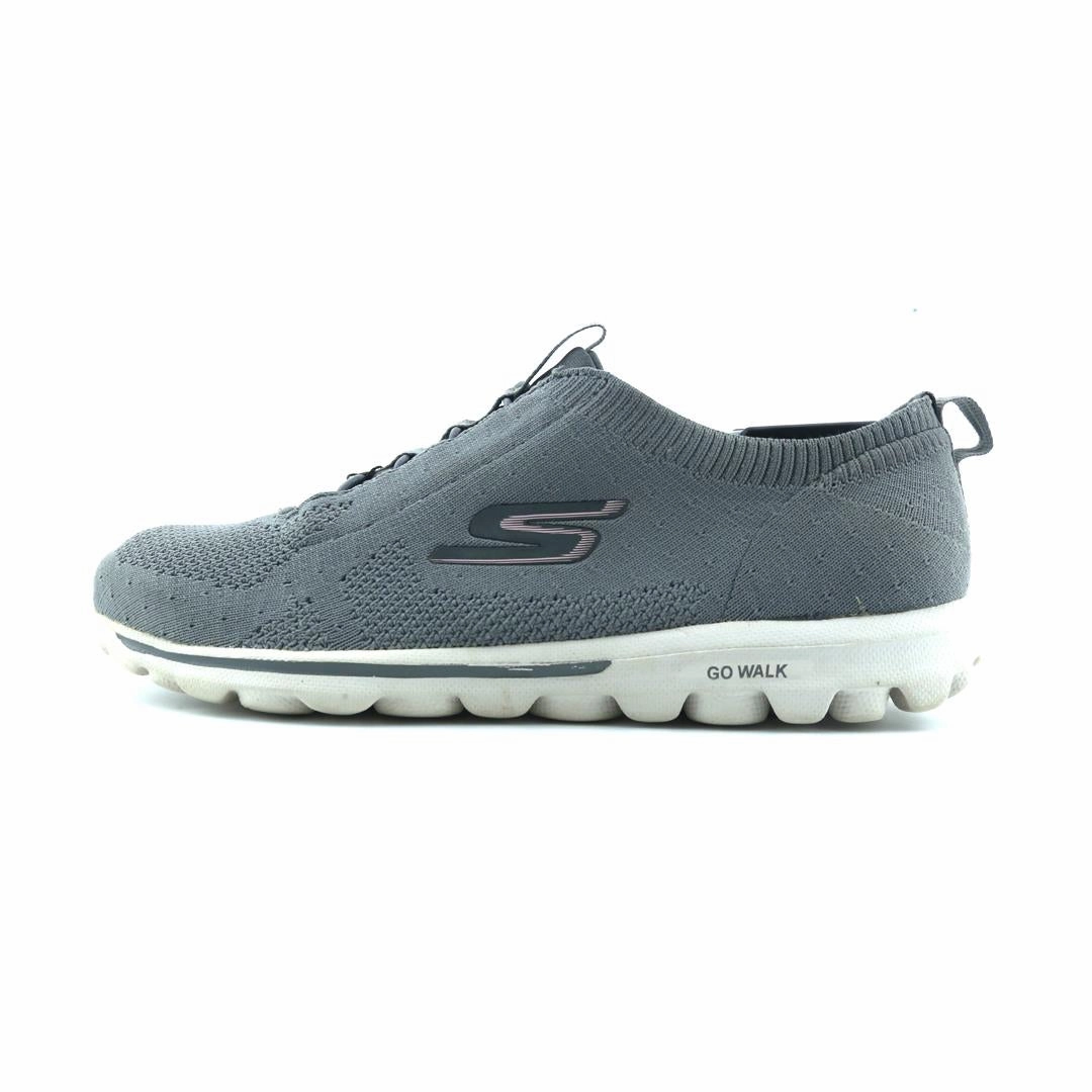 SKECHERS GO WALK