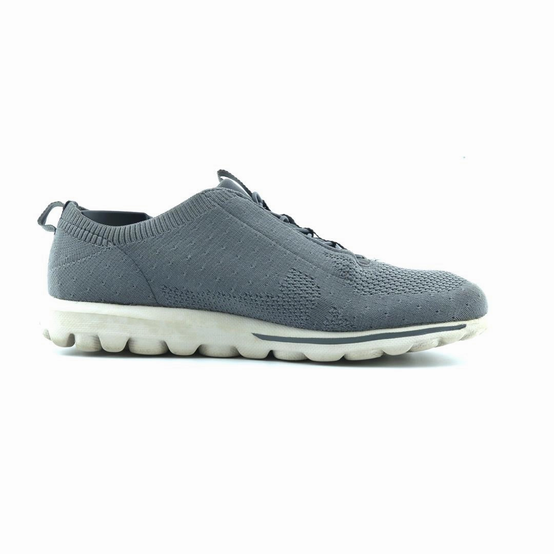 SKECHERS GO WALK