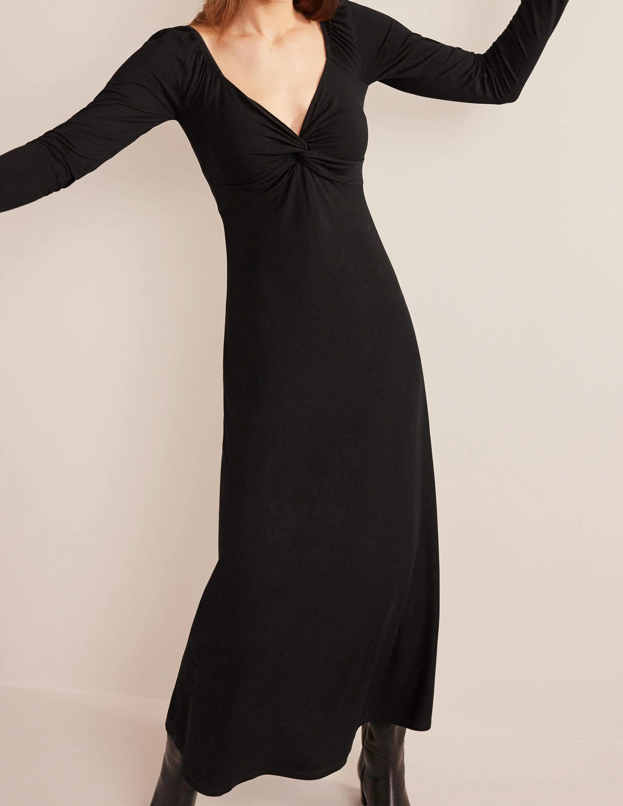 Sweetheart Jersey Midi Dress-Black
