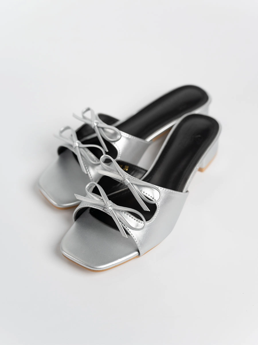 Valeria Glossy Ribbon Mules
