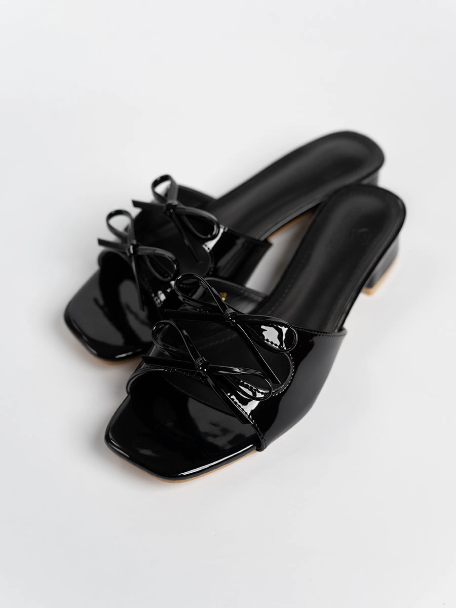 Valeria Glossy Ribbon Mules